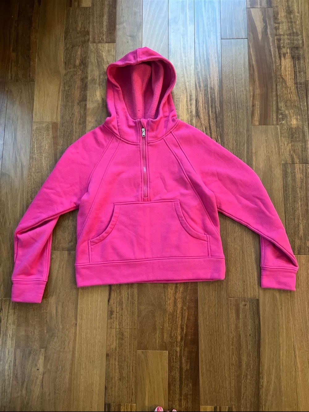 XS dupe for Lululemon scuba